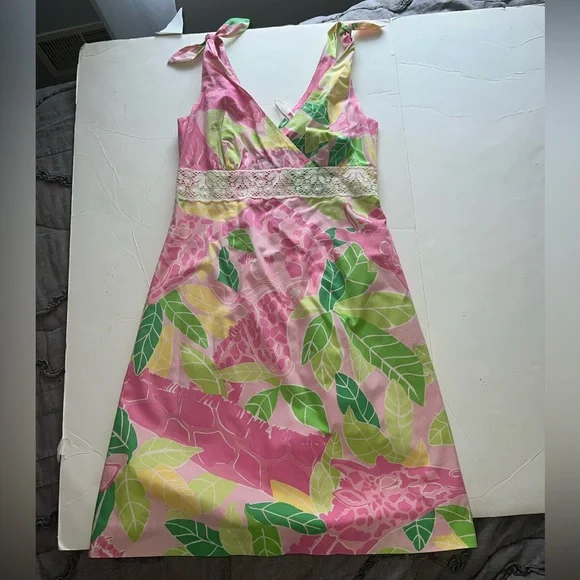 Lilly Pulitzer | Dresses | Lilly Pulitzer Pink Green Giraffe Print Floral  Dress Size 6 | Poshmark